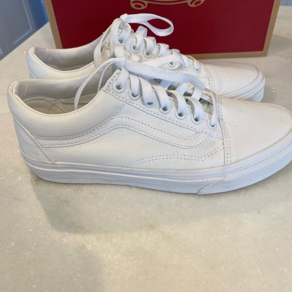 VANS - Picture 5 of 6